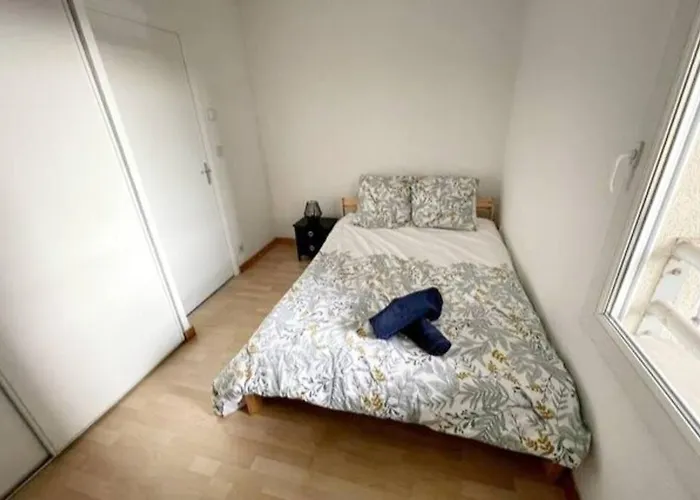 Duplex Moderne Proche De Toutes Commodites